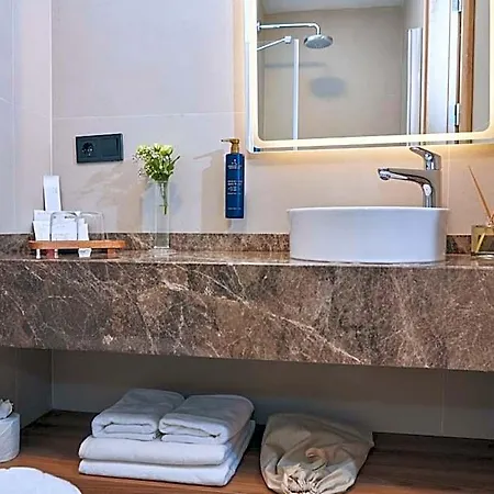 Venzi Ayayorgi-adult Only 15 Hotel *