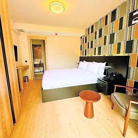 Venzi Ayayorgi-adult Only 15 Hotel